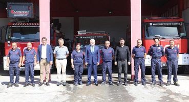 Burhaniye Belediye Başkanı Ali Kemal Deveciler’den  İtfaiyecilere Ziyaret