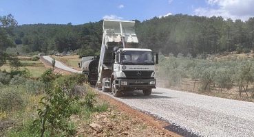 Muğla Büyükşehir Belediyesi Kırsal Mahalle Yollarını Yeniliyor