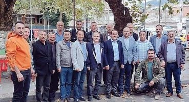 Ak Partili Kırkpınar Esnaf ve  Vatandaşlarla Bir Araya Geldi