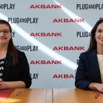 akbank-plug-and-play-turkiyenin-ilk-finansal-partneri-oldu.jpg