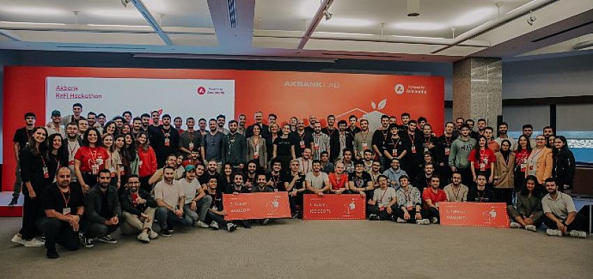 akbank-refi-hackathonun-kazanan-takimlari-belli-oldu.jpg