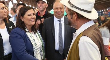 Başkan Çerçioğlu Çine Pazarı’nda Vatandaşlarla Buluştu