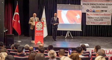 Başkan Soyer’den sokak emekçilerine kooperatif çağrısı