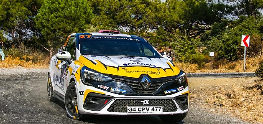 clio-rally-trophy-turkiye-ege-rallisinde-kazanan-ekip-tuncer-sancakli-asena-sancakli-oldu.jpg