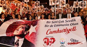 Cumhuriyetin 99. Yılı Çiğli’de Coşkuyla Kutlandı