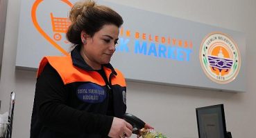 Gemlik’teki bu markette para geçmiyor