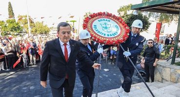 Gültepe’de Cumhuriyet Bayramı  Türküler ve zeybekle kutlandı