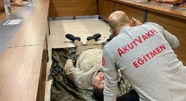 İBB AKOM ve AKUT VAKFI’nın Afet Eğitimleri başladı