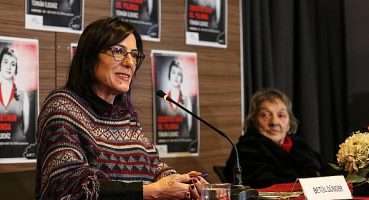 İldeniz, edebiyatının 55. yılında şiirlerini Nilüferliler için okudu