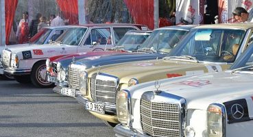 Mercedes-Benz ve Klasik Otomobil Kulübü iş birliği ile düzenlenen Mercedes-Benz Cumhuriyet Rallisi Benasta Benleo Acıbadem’de sona erdi