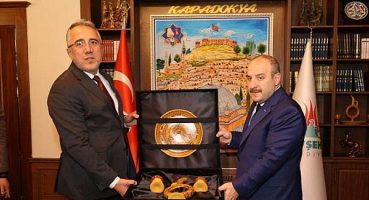 Sanayi ve Teknoloji Bakanı Mustafa Varank, Nevşehir Belediyesi’ni Ziyaret Etti