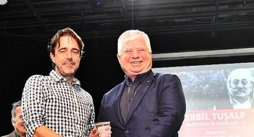 Soykan ödülünü Özuslu’dan aldı