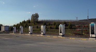 Trugo kesintisiz kullanıcı deneyimi için ilk şarj cihazı kurulumunu Bolu’da yaptı