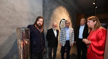 Üsküdar’da Uluslararası Cam Sergisi Üsküdar Belediyesi Dünyaca Ünlü Cam Ustalarının Eserlerini, Etki, Hayal, Dönüşüm Sergisi’nde Buluşturdu