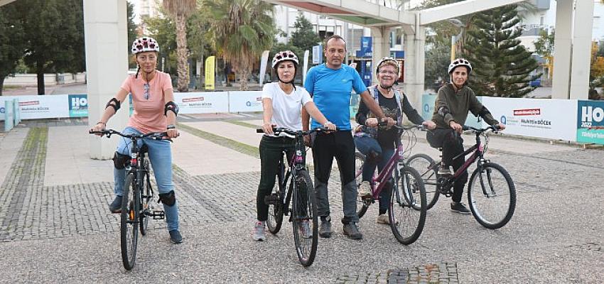 antalya-buyuksehir-temel-bisiklet-surus-egitimi-veriyor.jpg