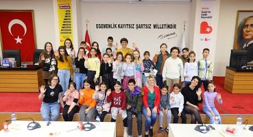 Bayraklı’nın çocukları, Yarınları biz kuracağız