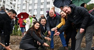 Çiğli’de 346 Kadın için Zeytin Fidanları Toprakla Buluşturuldu