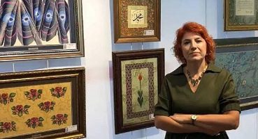 Foça’da Hülya İlterden Usta İşi Ebru Sergisi