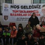golcuk-belediye-baskani-ali-yildirim-sezer-aksigin-kampinda-izciler-ve-aileleriyle-bir-araya-geldi.jpg