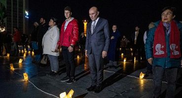 İzmir Ata’ya saygı nöbetinde