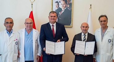 İzmir Büyükşehir Belediyesi’nin evde bakım hizmeti Tire’ye uzanıyor