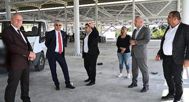 Kemer’de her mahalleye bir pazar yeri