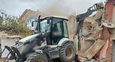 Malkara Belediyesi Tarafından Metruk Binaların Yıkımı Gerçekleştirildi