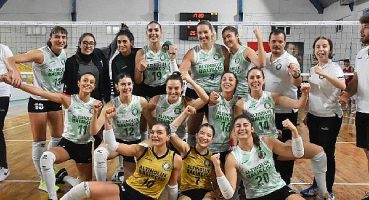 Voleybolda Körfez derbisi Altınoluk’un