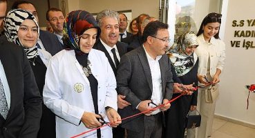 Yahyalı’da İlkokul, Halı Saha ve Kadın Kooperatifi Törenle Açıldı