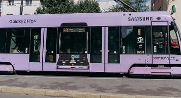 Yeni Galaxy Z serisi telefonların yaratıcı kampanyaları dünya çapında yoğun ilgi gördü