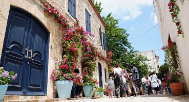 Çeşme’de çekilen ‘The Swimmers’ Netflix’te top 10’da