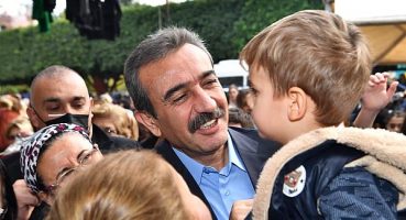 Çukurova Belediye Başkanı Soner Çetin’e büyük ilgi