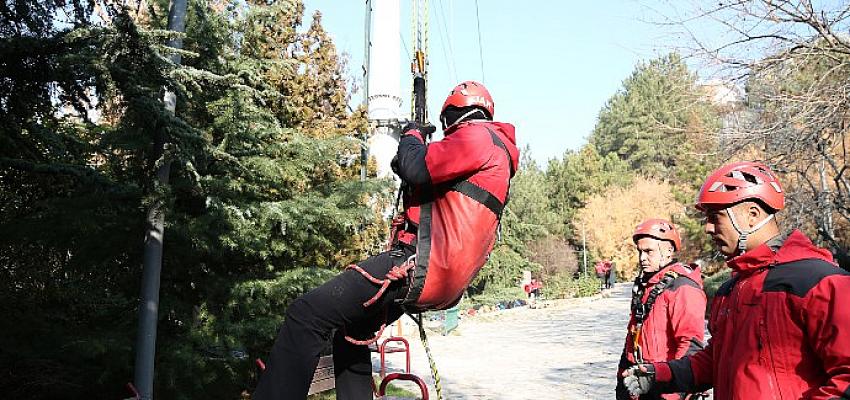 jandarma-arama-kurtarma-timinden-kecioren-teleferikte-tatbikat.jpg