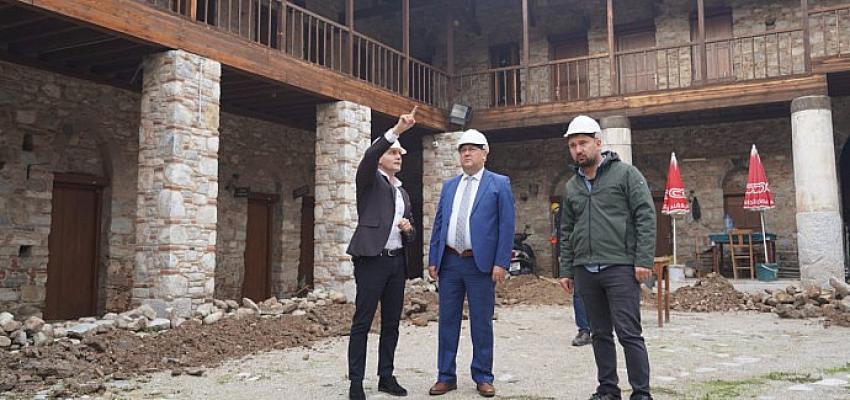 milas-colluoglu-haninda-tadilat-calismalari-basladi.jpg