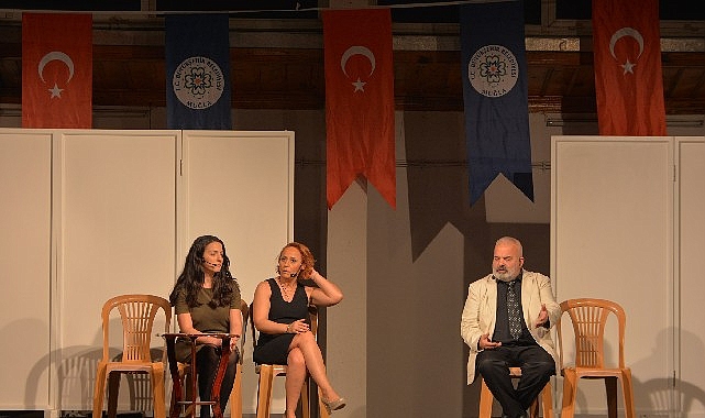 mugla-buyuksehirden-3-gunde-3-tiyatro-oyunu.jpg