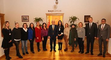 Üreten Kadınlardan Başkan Gürün’e Ziyaret