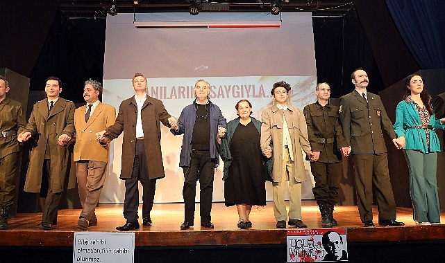 bir-yeryuzu-ozani-rifat-ilgaz-mudanyada-sahnelendi.jpg