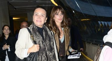 Demet Akbağ ve Bestemsu Özdemir Kanyon'da Objektiflere Yakalandı