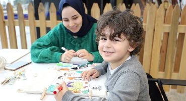 Sanat ve eğlence atölyeleri çocuk sesleriyle açıldı
