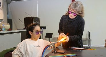 Ders Zili Etkinlikleri Alevde Cam Boncuk Yapımı İle Sürüyor