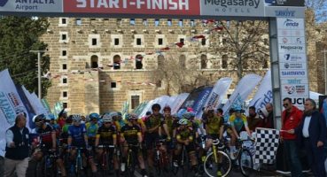 Dünyanın en büyük bisiklet yarışı serisi Antalya’da başladı