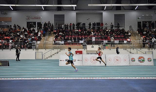 genc-atletleri-sampiyona-degil-salon-heyecanlandirdi.jpg