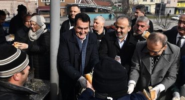 Osmangazi’de 1 tonluk hamsi festivali