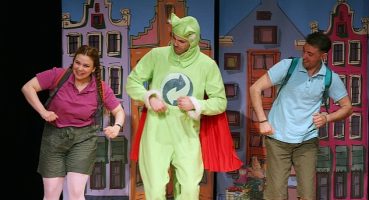 Dünya Tiyatrolar Gününde Çocuklara Hediye: ÇEVKO Vakfı Çocuk Tiyatrosu, YouTube'da!