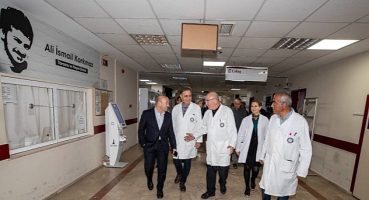 Eşrefpaşa Hastanesi'nin yenilenen acil servisi hizmete başladı