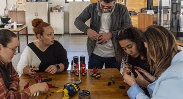 FabrikaLab İzmir'de Robotel üretildi