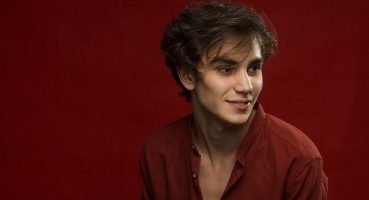 Subhan'ın Saçlarına Gül Düzüm Şarkısı Sosyal Medyada Fenomen Haline Geldi!