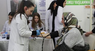 'Yaşlılara Saygı Haftası'nda Aktif Yaşlanma Bilgilendirme Semineri