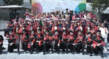 AKM Çocuk Sanat Festivali Tüm Hızıyla Sürüyor Çocuklar Kardeşlik Dansıyla Coştu