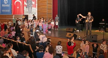 Büyükşehir, 23 Nisan heyecanını Defneli çocuklarla yaşayacak